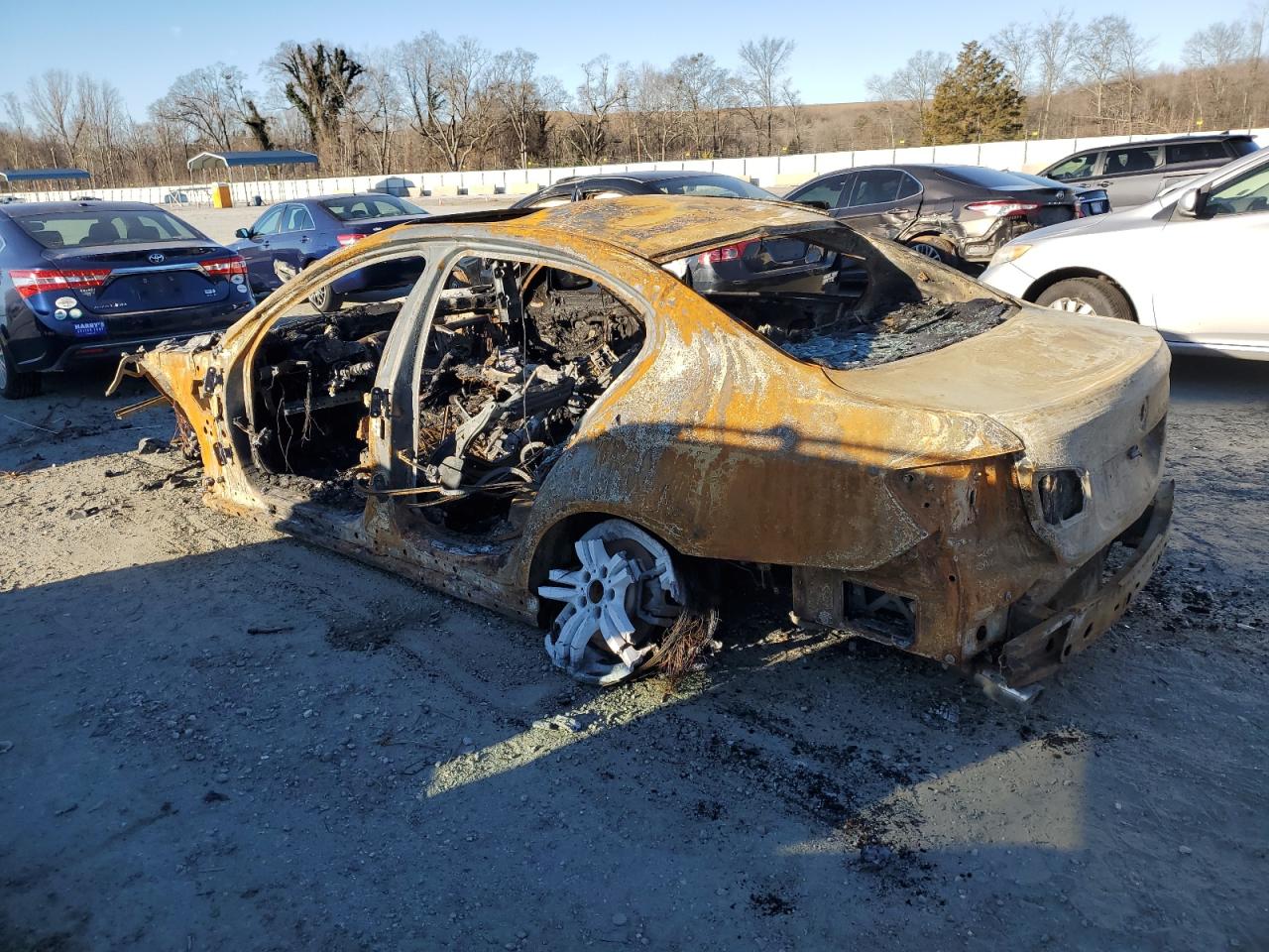 2013 BMW 5er VIN WBAFR7C57DC828516 Copart auction photo, burn damage thumbnail 2