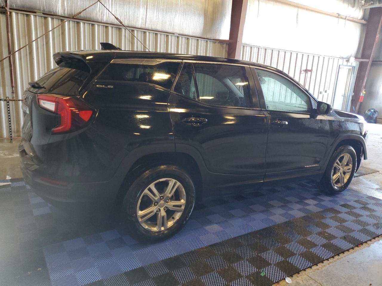2022 GMC Terrain VIN 3GKALTEV3NL176511 Copart auction photo, front end damage thumbnail 3