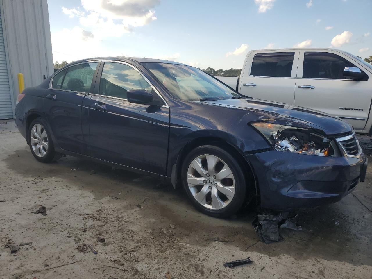 2009 Honda Accord VIN 1HGCP26829A093517 Copart auction photo, front end damage thumbnail 4