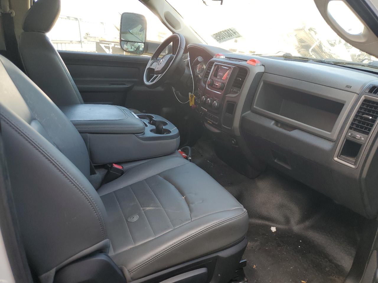 2013 RAM 5500 VIN 3C7WRMDL0DG534969 Copart auction photo, mechanical damage thumbnail 5