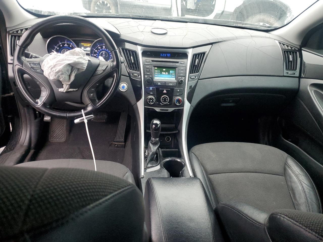 2014 Hyundai Sonata VIN 5NPEC4AC6EH864770 Copart auction photo, front end damage thumbnail 8
