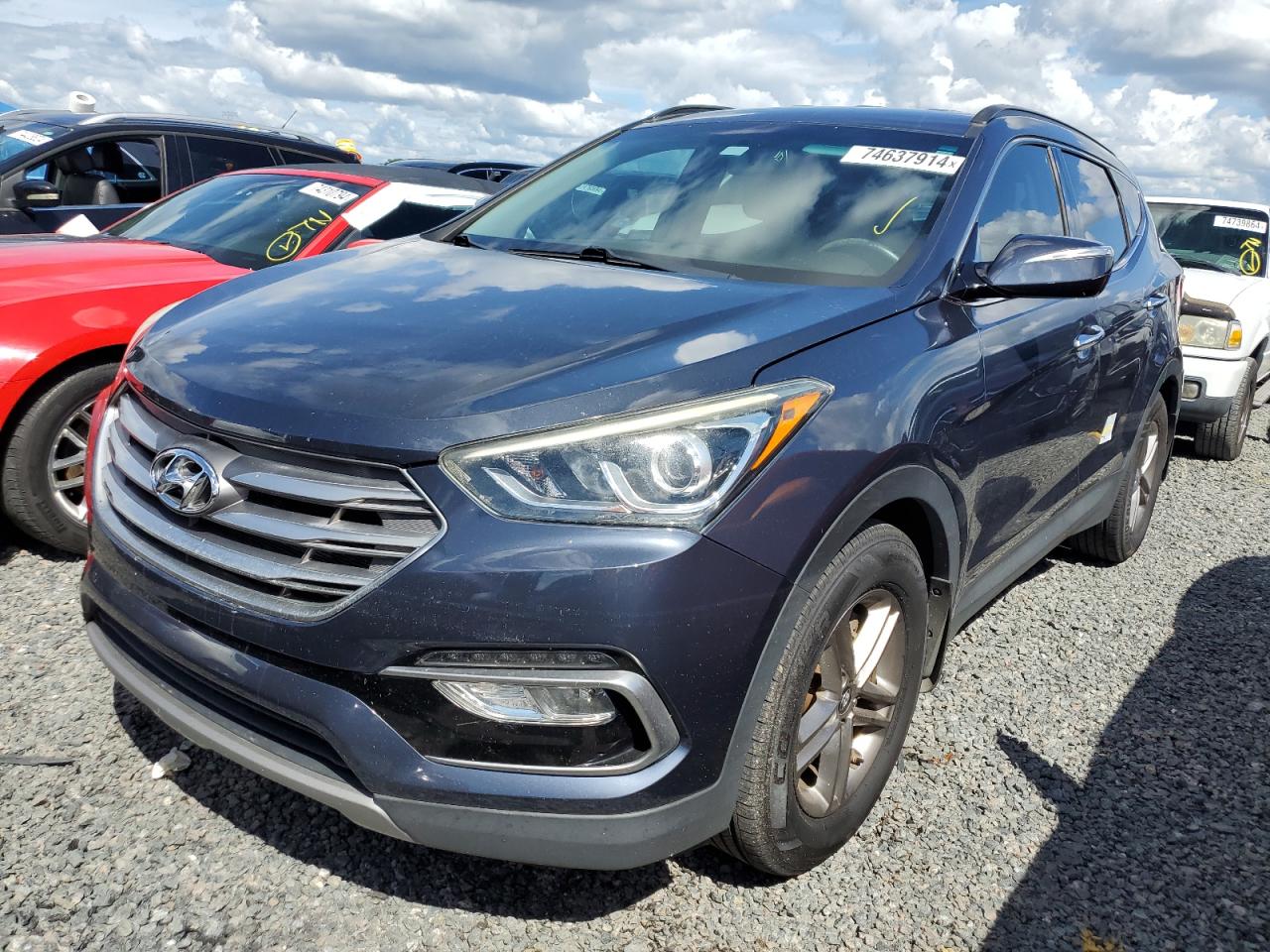 2017 Hyundai Santa Fe VIN 5NMZU3LB8HH015304