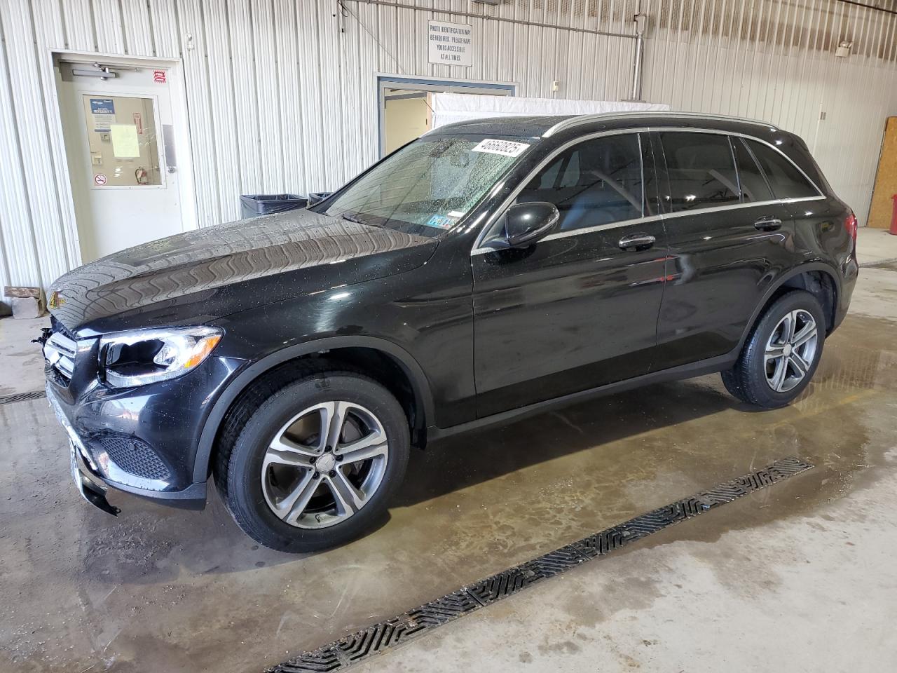2017 Mercedes-Benz GLC VIN WDC0G4KB6HF154619