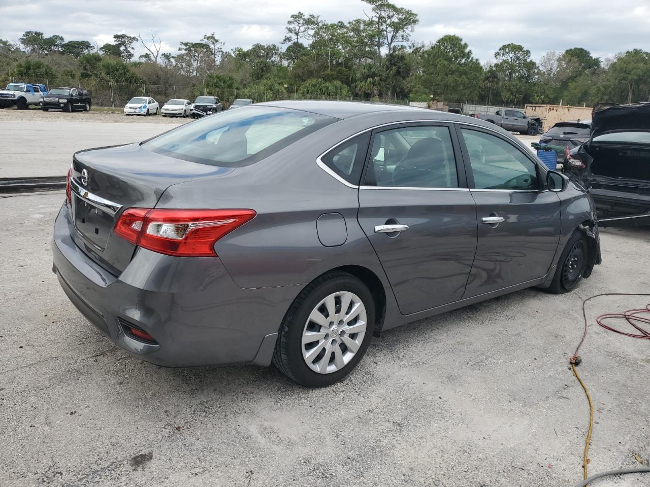 2019 Nissan Sentra VIN 3N1AB7AP0KY387468 Copart auction photo, front end / minor dent/scratches damage thumbnail 3