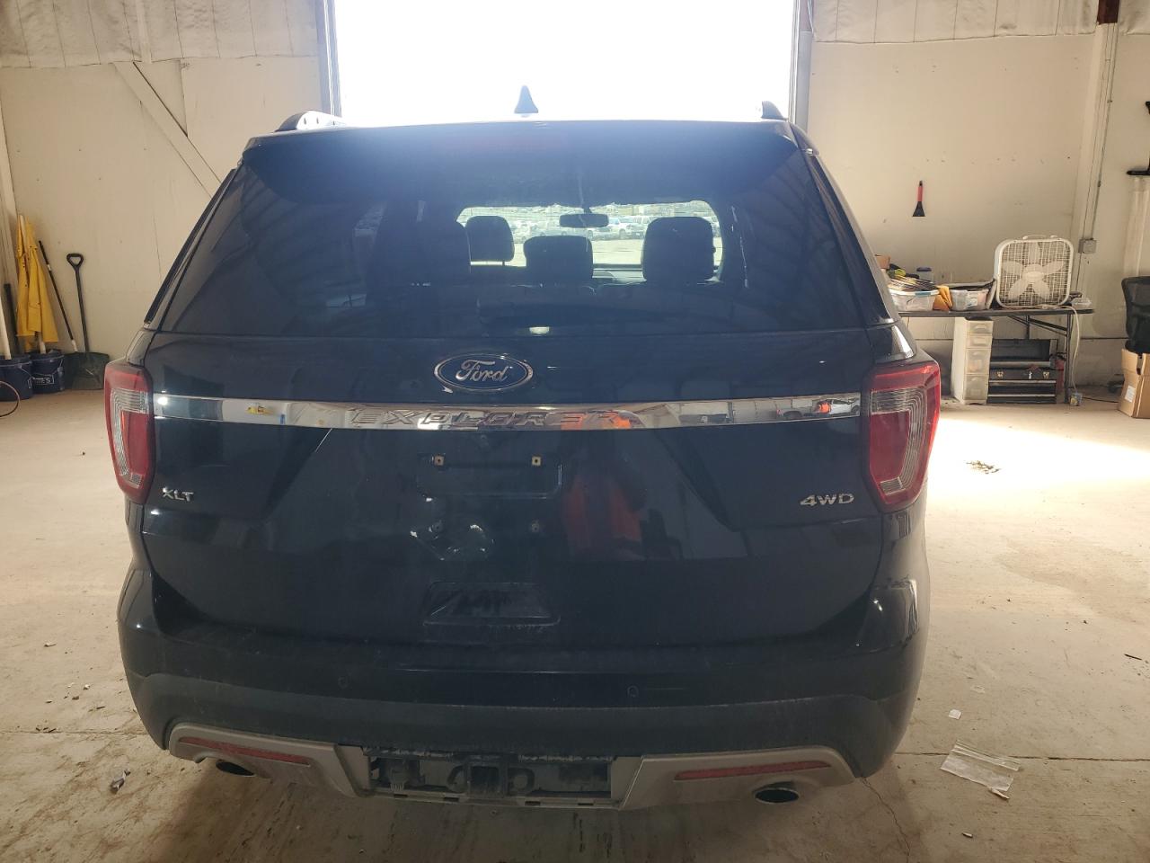 2017 Ford Explorer VIN 1FM5K8D80HGD51570 Copart auction photo, front end damage thumbnail 6