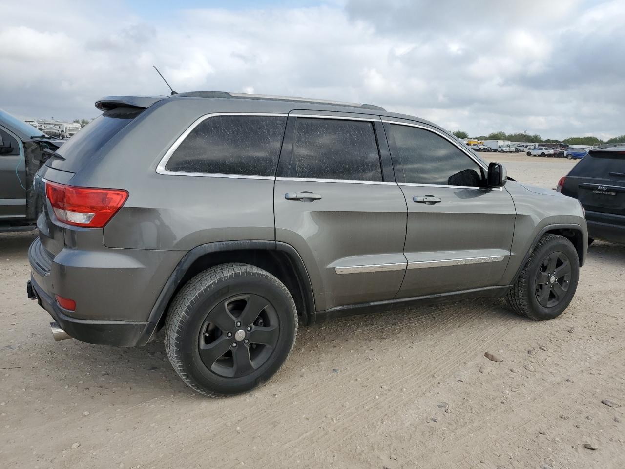 2012 Jeep Grand Cherokee VIN 1C4RJFAT8CC204029 Copart auction photo, normal wear / minor dent/scratches damage thumbnail 3
