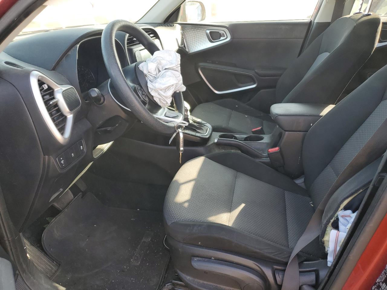2017 KIA Soul VIN KNDJ23AU0L7105117 Copart auction photo, front end damage thumbnail 7