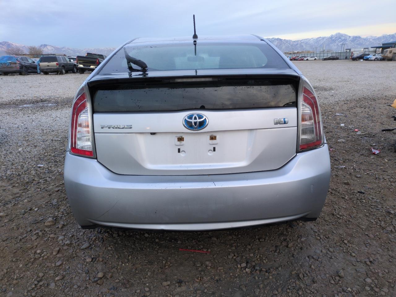 2015 Toyota Prius VIN JTDKN3DUXF2004689 Copart auction photo, front end damage thumbnail 6