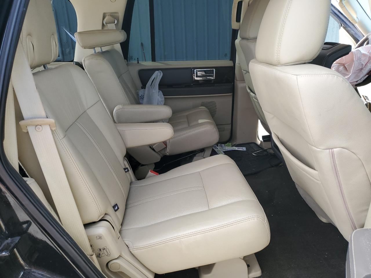 2015 Lincoln Navigator VIN 5LMJJ2HT4FEJ14227 Copart auction photo, front end damage thumbnail 11