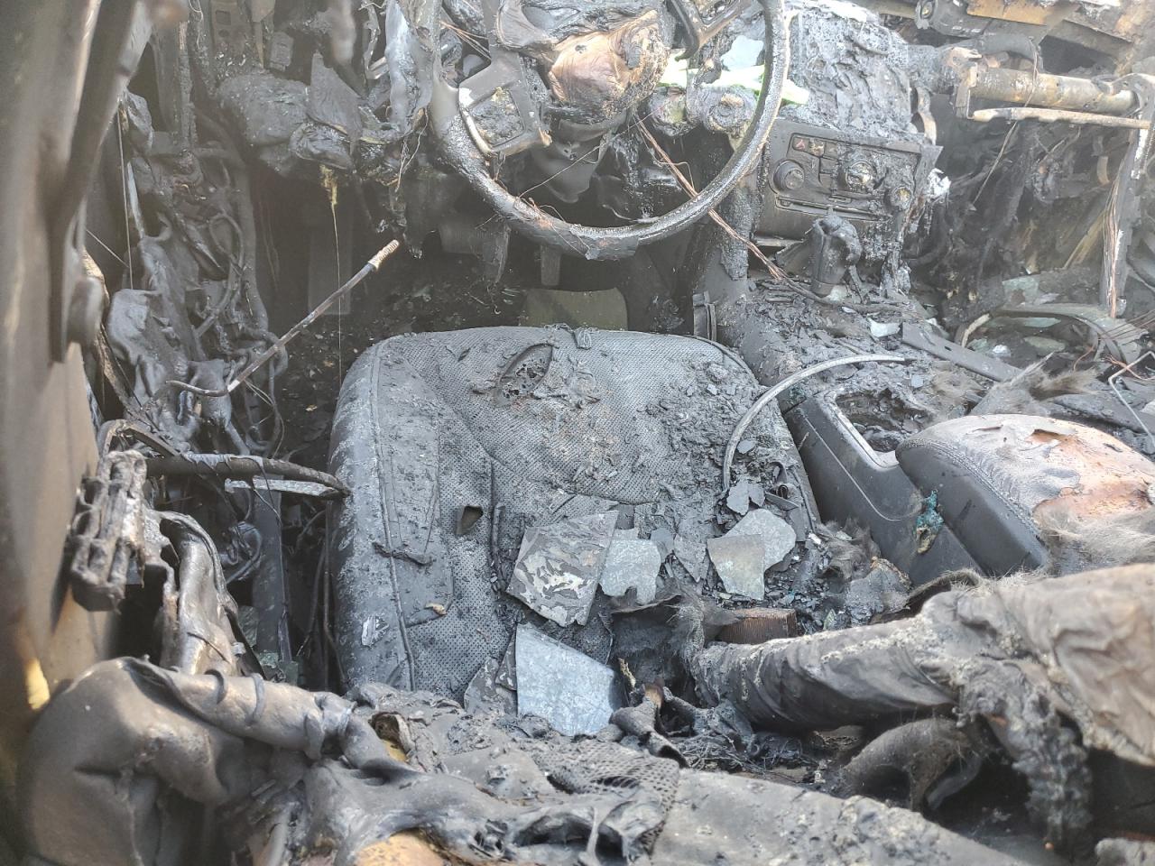 2012 Chrysler 300 VIN 2C3CCAKT6CH143430 Copart auction photo, burn damage thumbnail 8