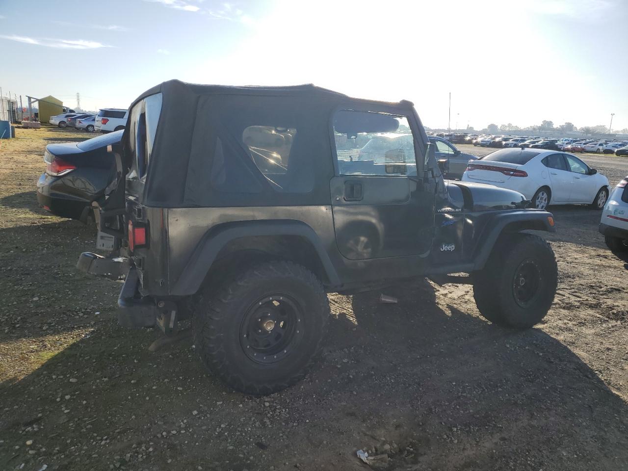 1998 Jeep Wrangler VIN 1J4FY19S2WP777366 Copart auction photo, rear end damage thumbnail 3