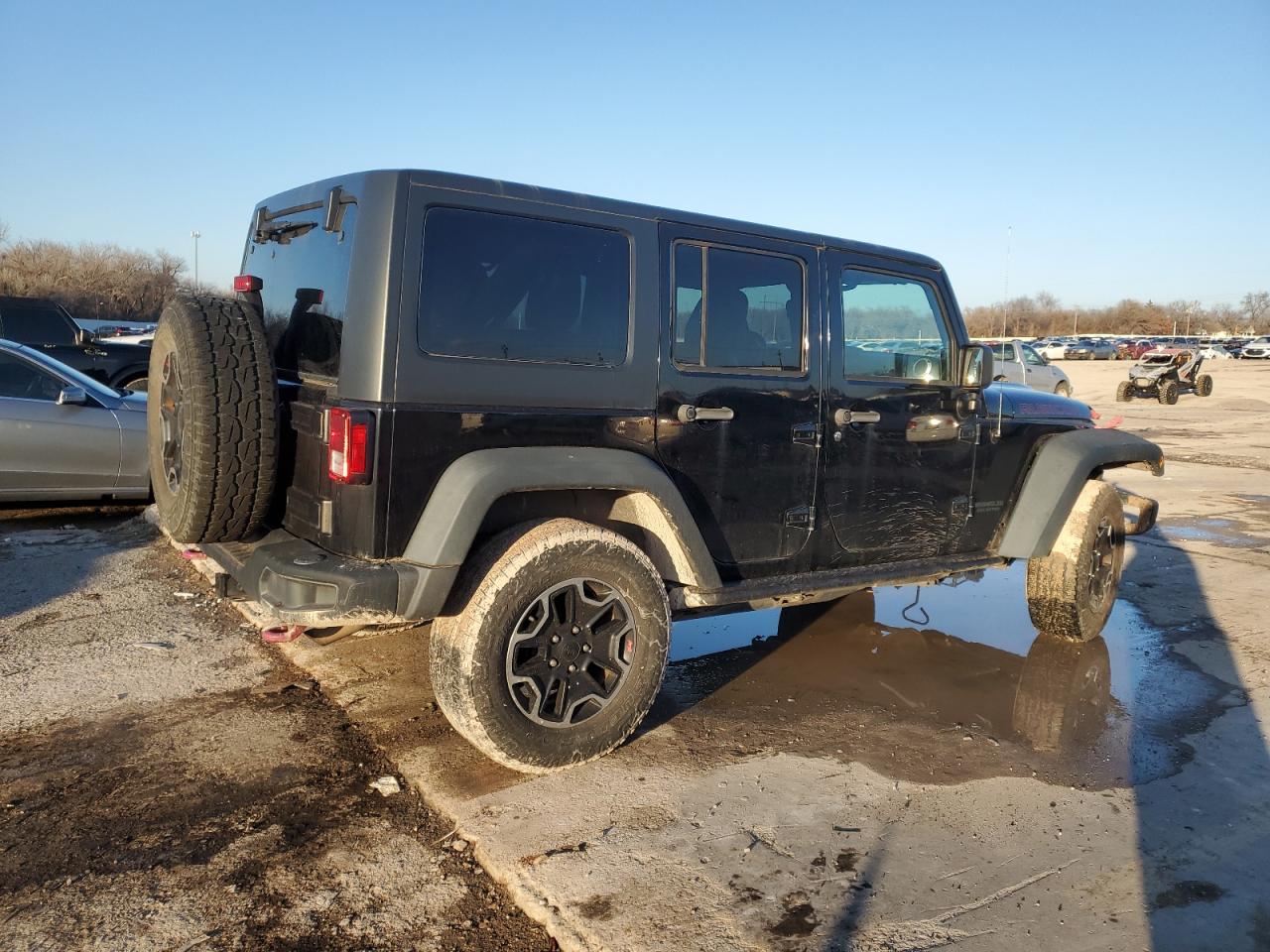 2014 Jeep Wrangler VIN 1C4HJWFG5EL317821 Copart auction photo, front end / minor dent/scratches damage thumbnail 3