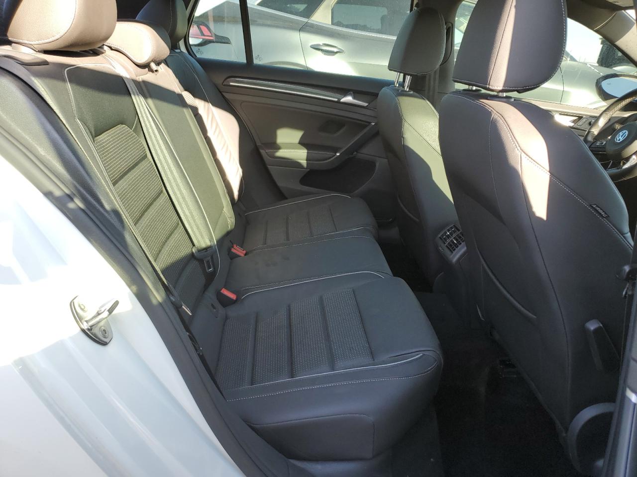 2019 Volkswagen Golf VIN WVWVA7AU9KW209587 Copart auction photo, water/flood damage thumbnail 11