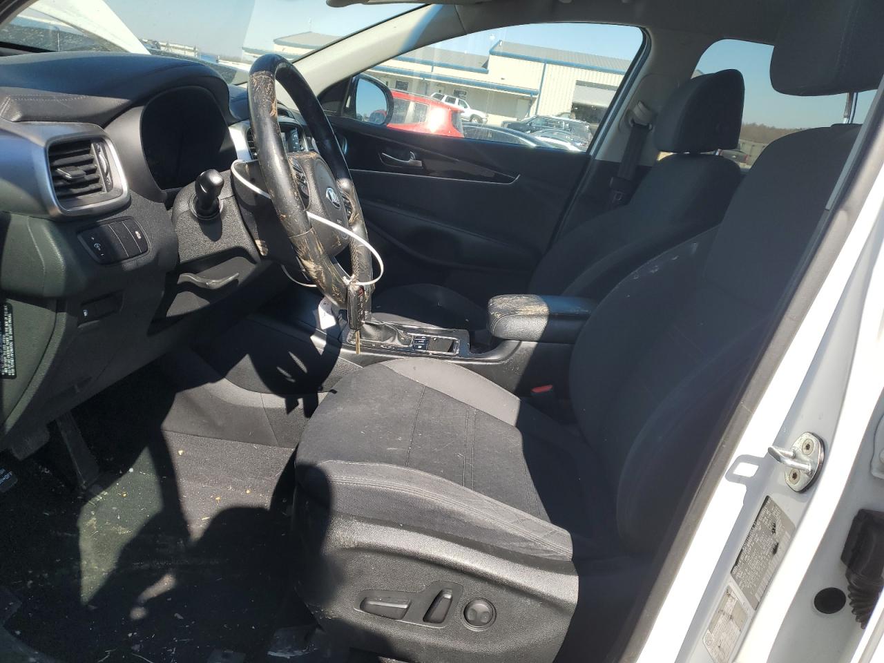 2017 KIA Sorento VIN 5XYPGDA39HG267301 Copart auction photo, front end damage thumbnail 7
