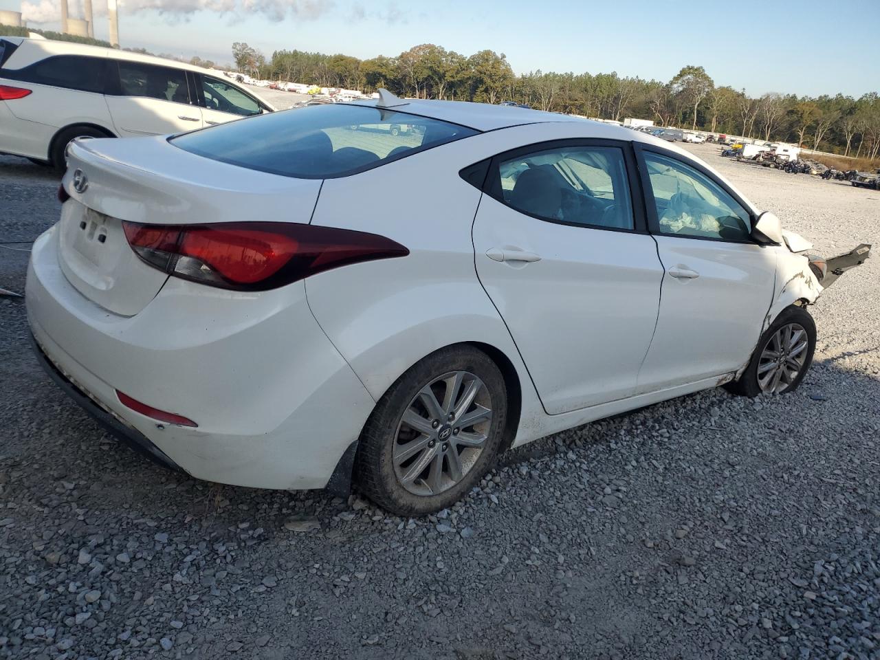 2015 Hyundai Elantra VIN 5NPDH4AE4FH583602 Copart auction photo, front end / rear end damage thumbnail 3