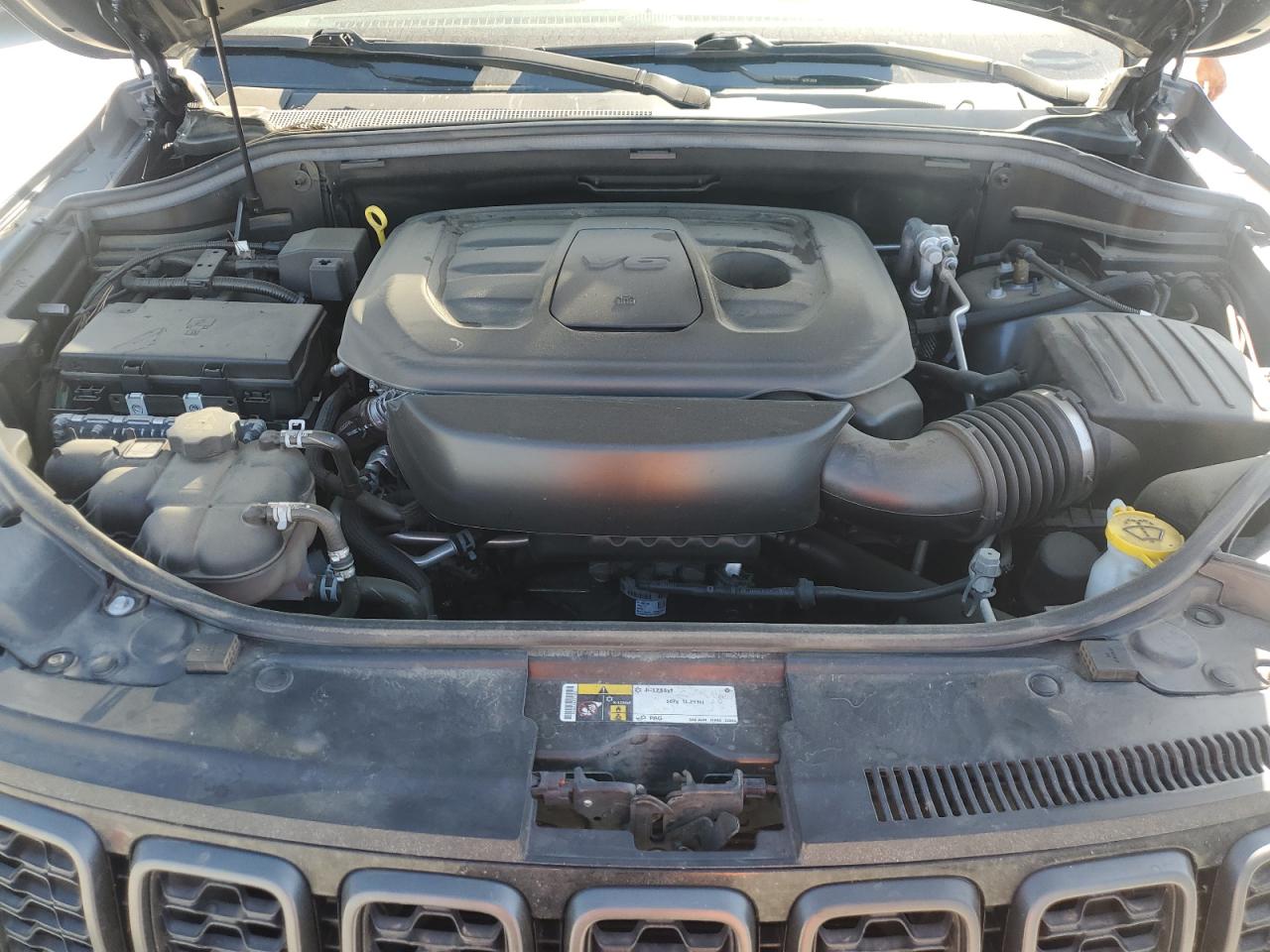 2020 Jeep Grand Cherokee VIN 1C4RJFLG7LC176997 Copart auction photo, side / rear end damage thumbnail 12