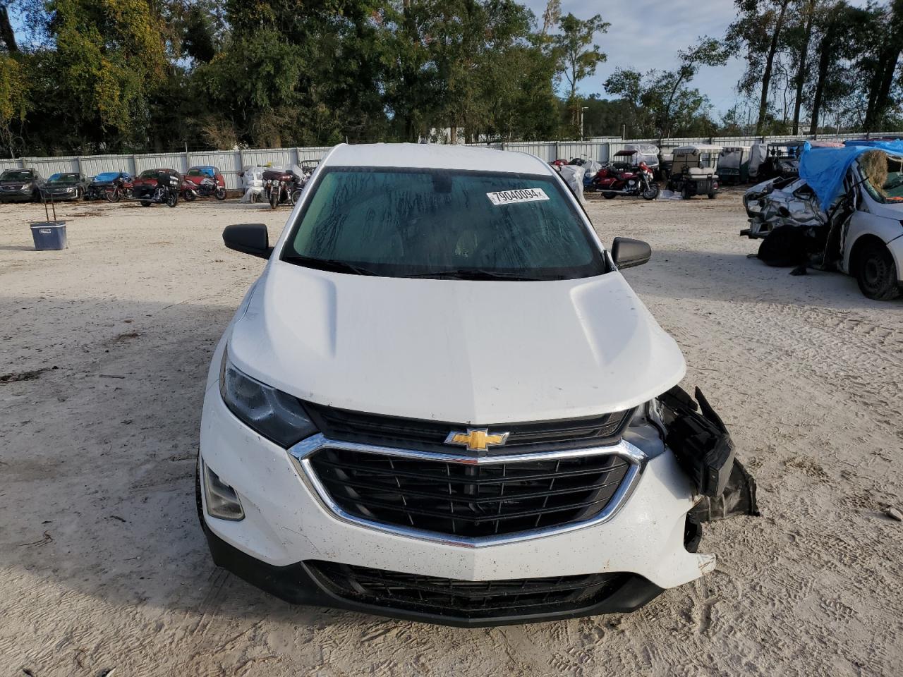 2019 Chevrolet Equinox VIN 3GNAXHEV6KS645564 Copart auction photo, front end / side damage thumbnail 5