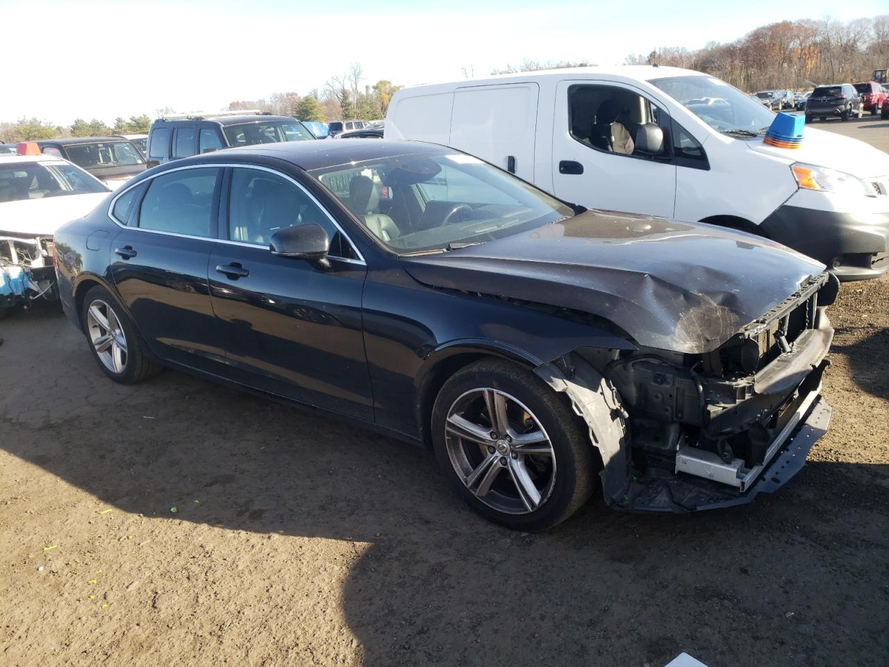 2018 Volvo S90 VIN LVY982AKXJP029017 Copart auction photo, front end damage thumbnail 4