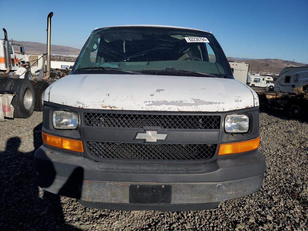 2006 Chevrolet Express VIN 1GCHG39U661163311 Copart auction photo, all over damage thumbnail 5