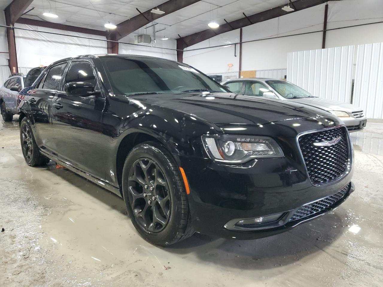 2019 Chrysler 300 VIN 2C3CCAGG9KH654608 Copart auction photo, rear end damage thumbnail 4