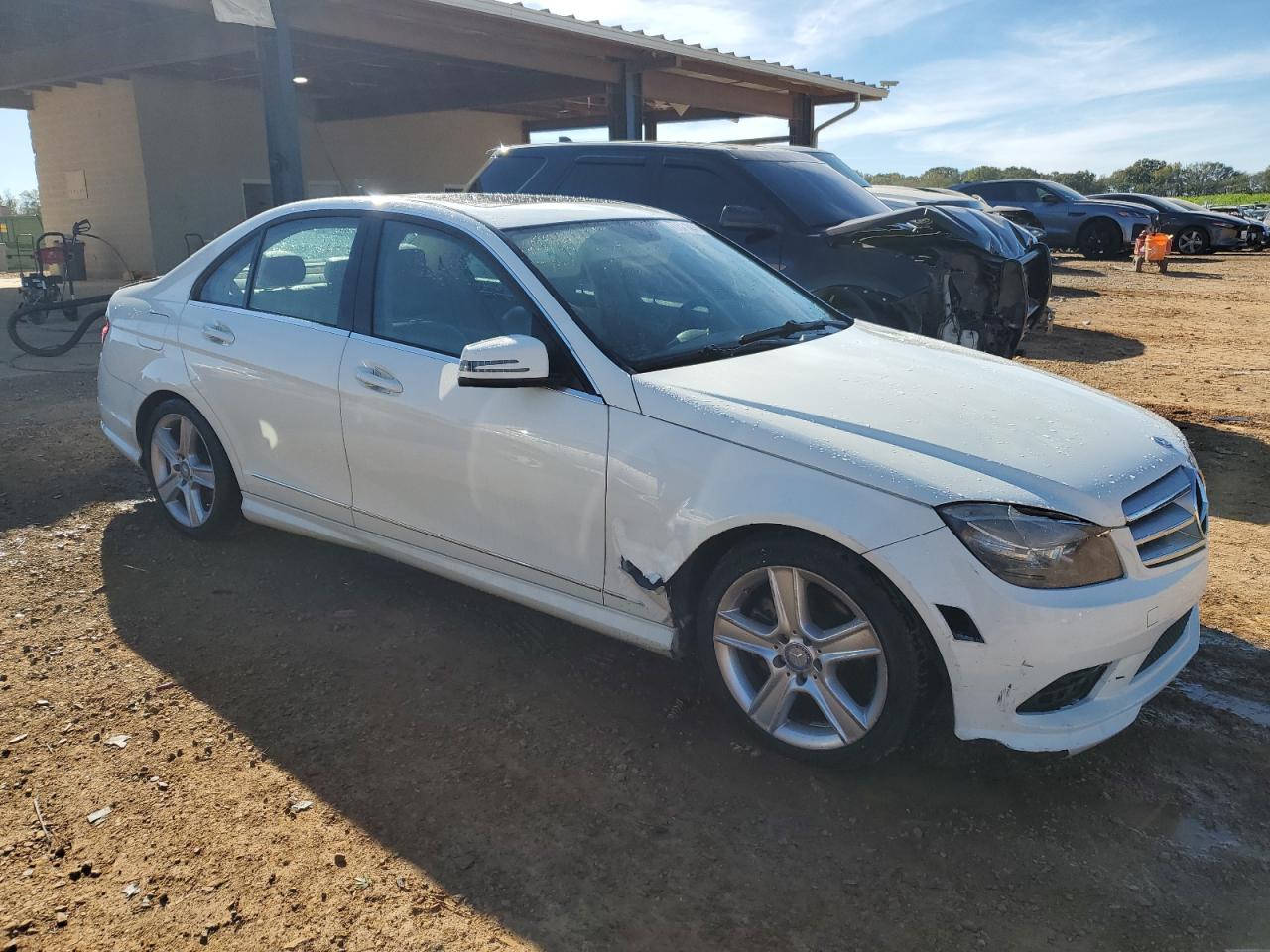 2011 Mercedes-Benz C-klasse VIN WDDGF5EB5BF632549 Copart auction photo, front end damage thumbnail 4