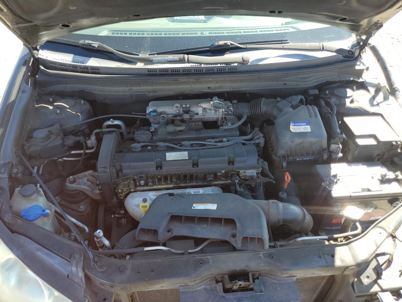 2010 Hyundai Elantra VIN KMHDU4AD2AU161311 Copart auction photo, front end / side damage thumbnail 11