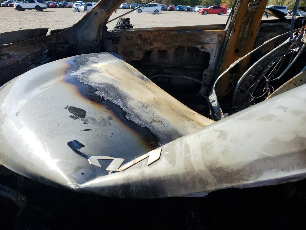 2024 KIA Sorento VIN 5XYRK4JF7RG268465 Copart auction photo, burn damage thumbnail 7