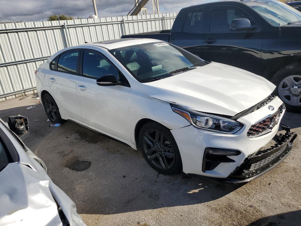 2020 KIA Forte VIN 3KPF34AD8LE250690 Copart auction photo, front end damage thumbnail 4