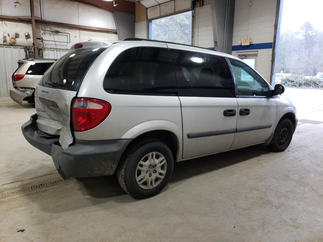2006 Dodge Caravan VIN 1D4GP25RX6B714604 Copart auction photo, rear end damage thumbnail 3