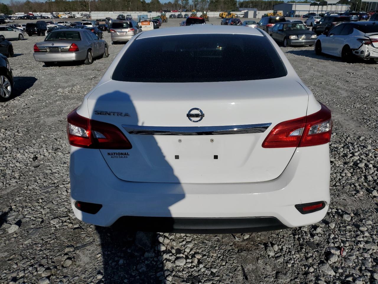 2017 Nissan Sentra VIN 3N1AB7AP6HL636653 Copart auction photo, front end / side damage thumbnail 6