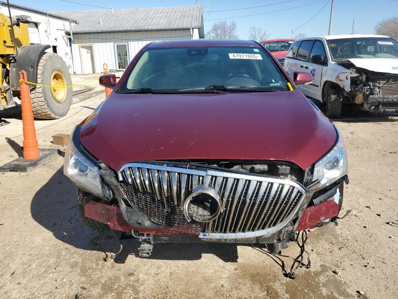 2014 Buick LaCrosse VIN 1G4GD5G34EF305629 Copart auction photo, front end / minor dent/scratches damage thumbnail 5