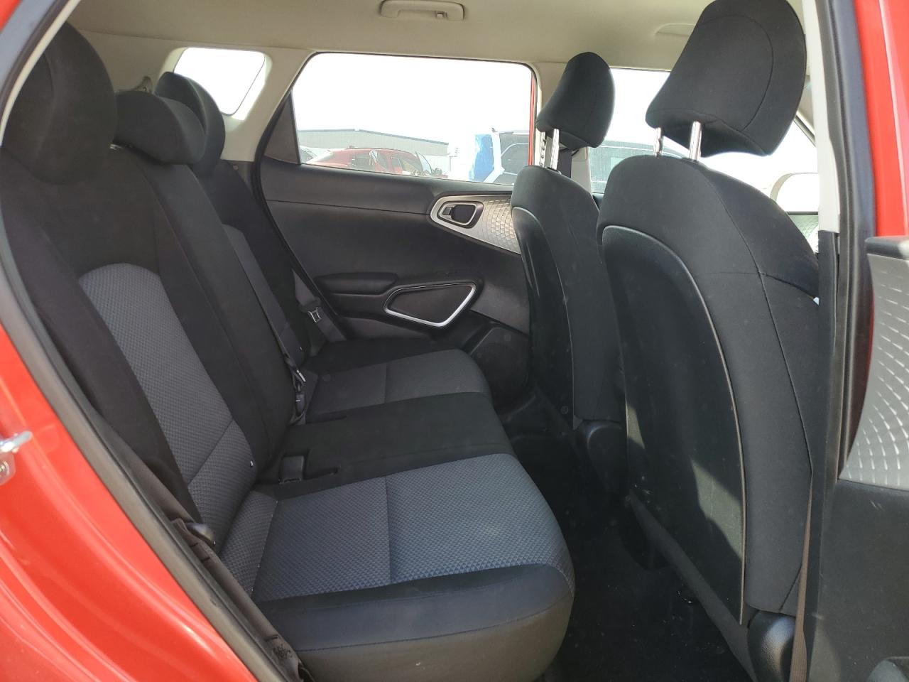 2022 KIA Soul VIN KNDJ23AU9N7171829 Copart auction photo, side / minor dent/scratches damage thumbnail 12