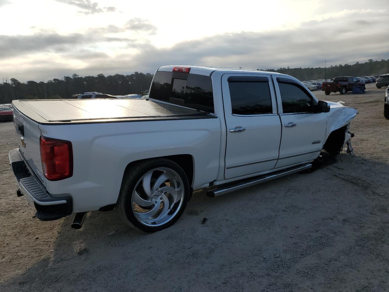 2018 Chevrolet Silverado VIN 3GCPCTEJ1JG236761 Copart auction photo, front end / side damage thumbnail 3