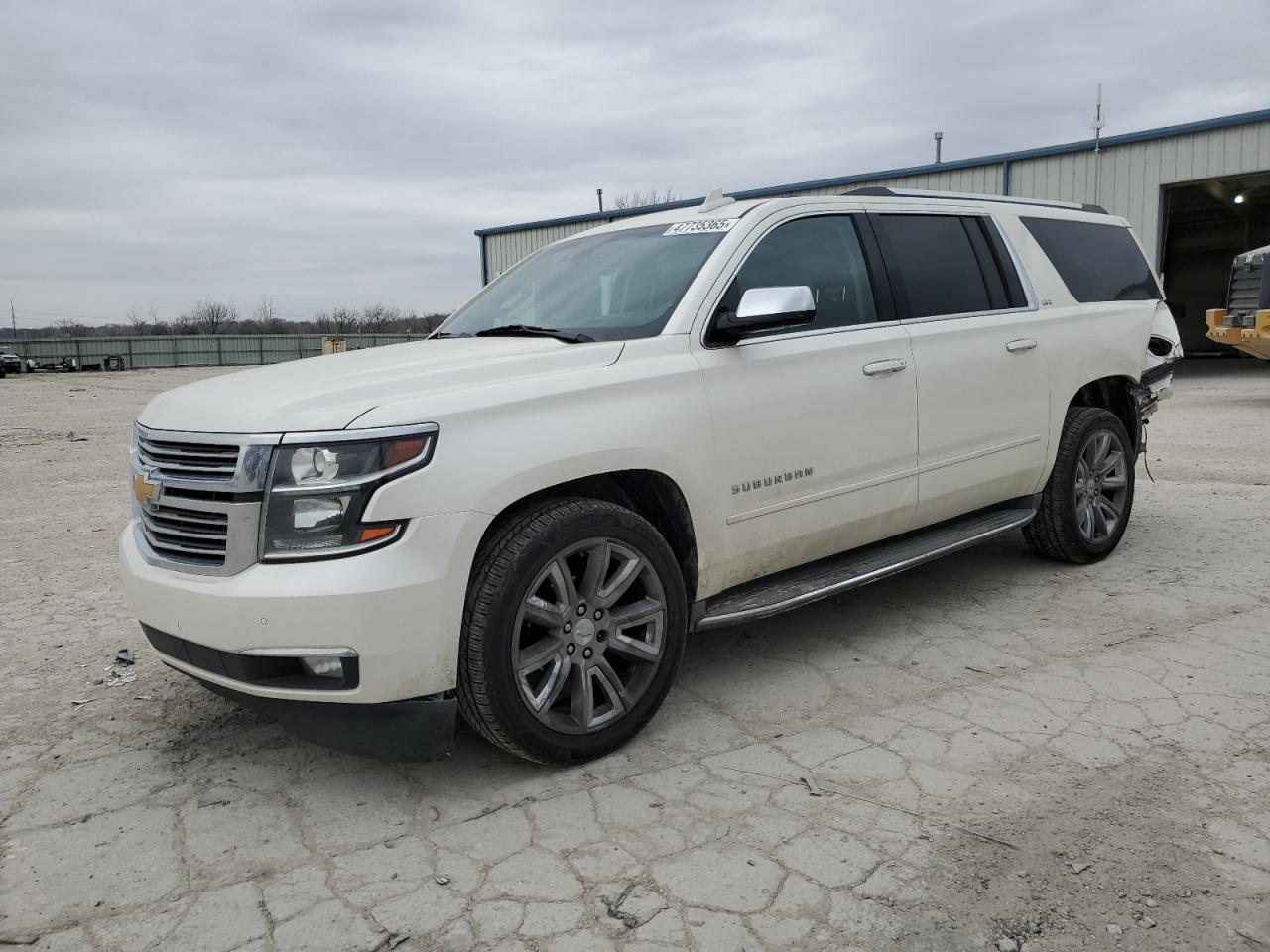 2015 Chevrolet Suburban VIN 1GNSKKKC7FR543718