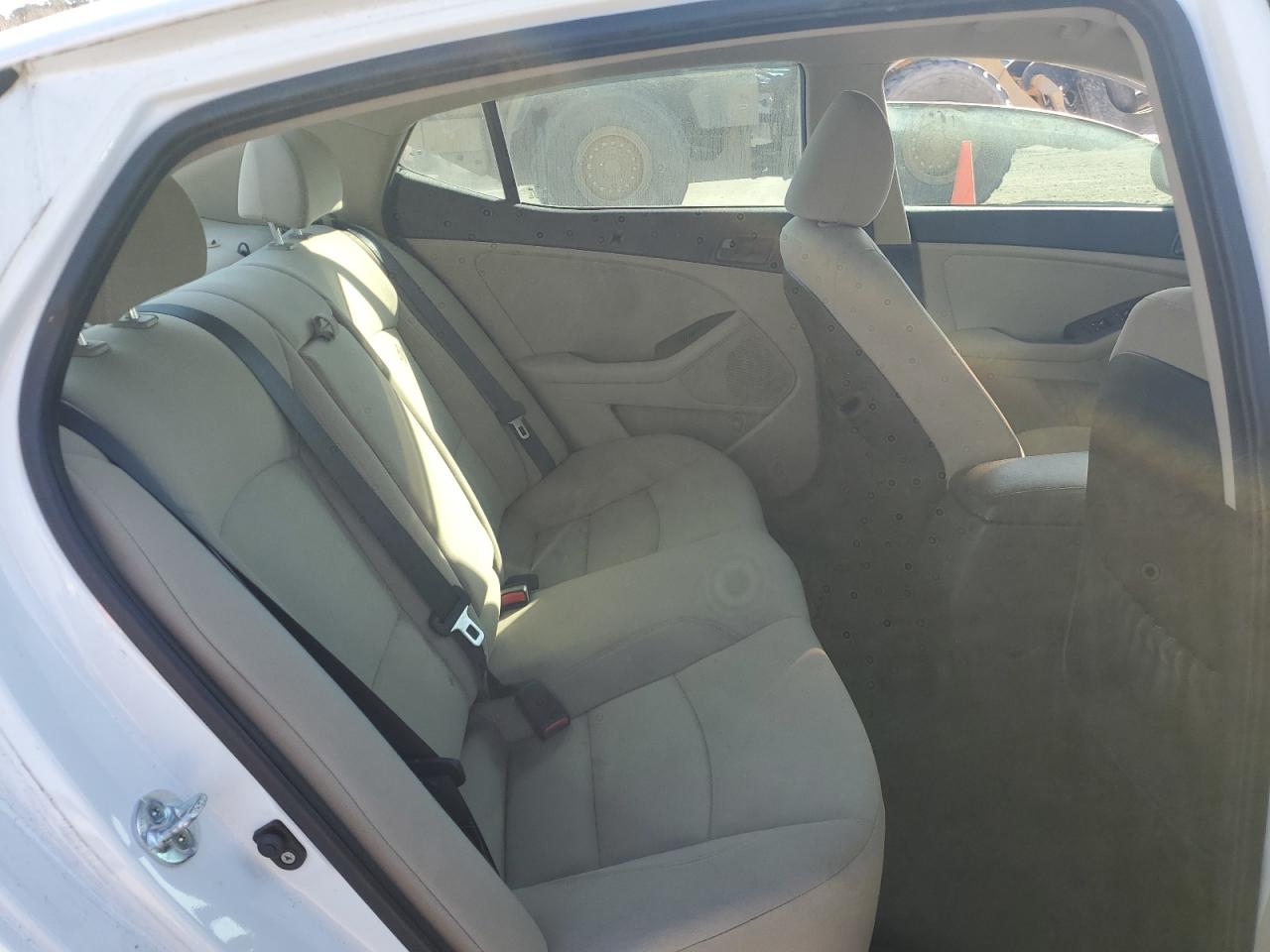 2015 KIA Optima VIN KNAGM4A75F5577346 Copart auction photo, all over damage thumbnail 10