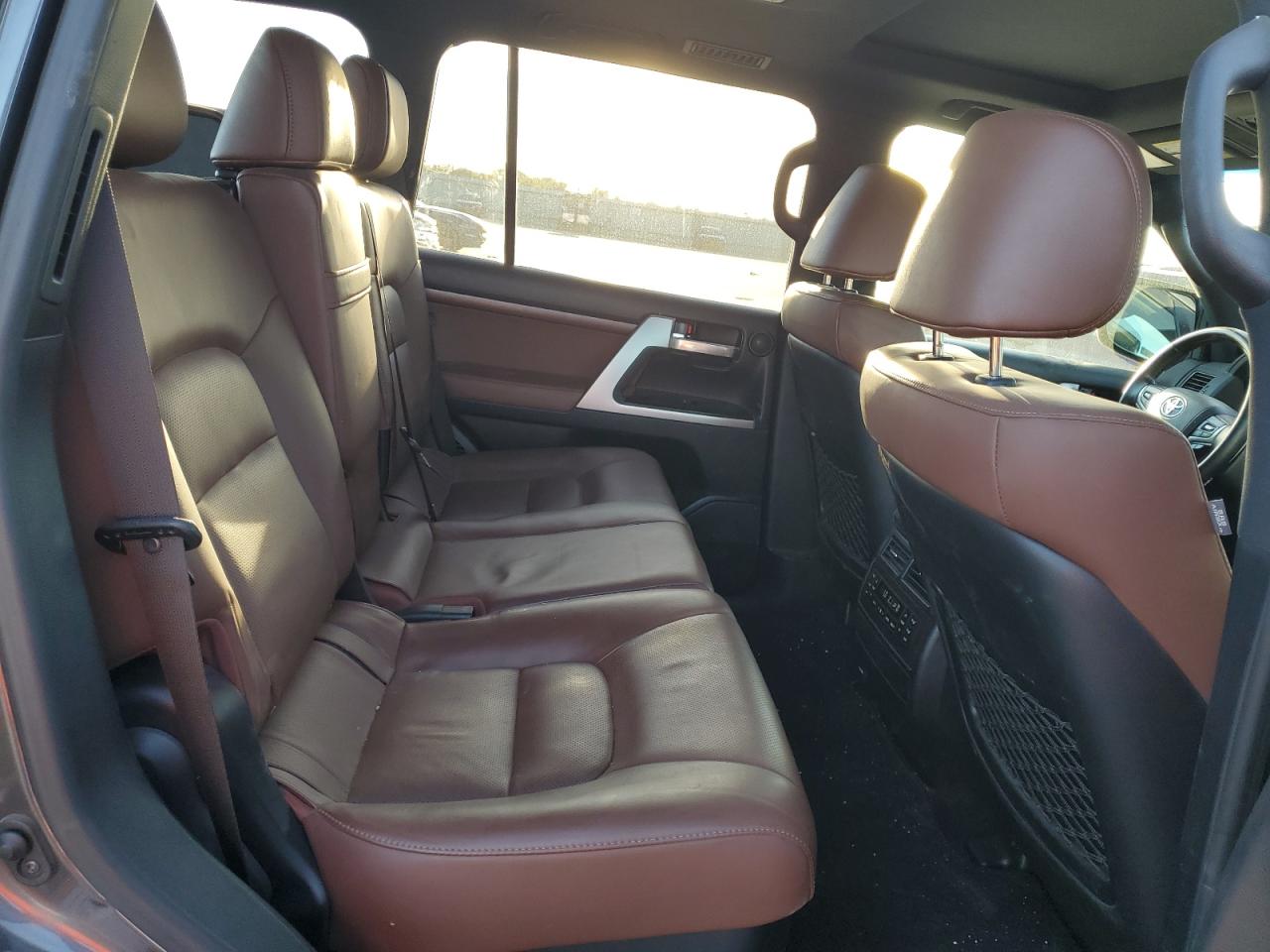 2019 Toyota Land Cruiser VIN JTMCY7AJ9K4077385 Copart auction photo, front end damage thumbnail 11
