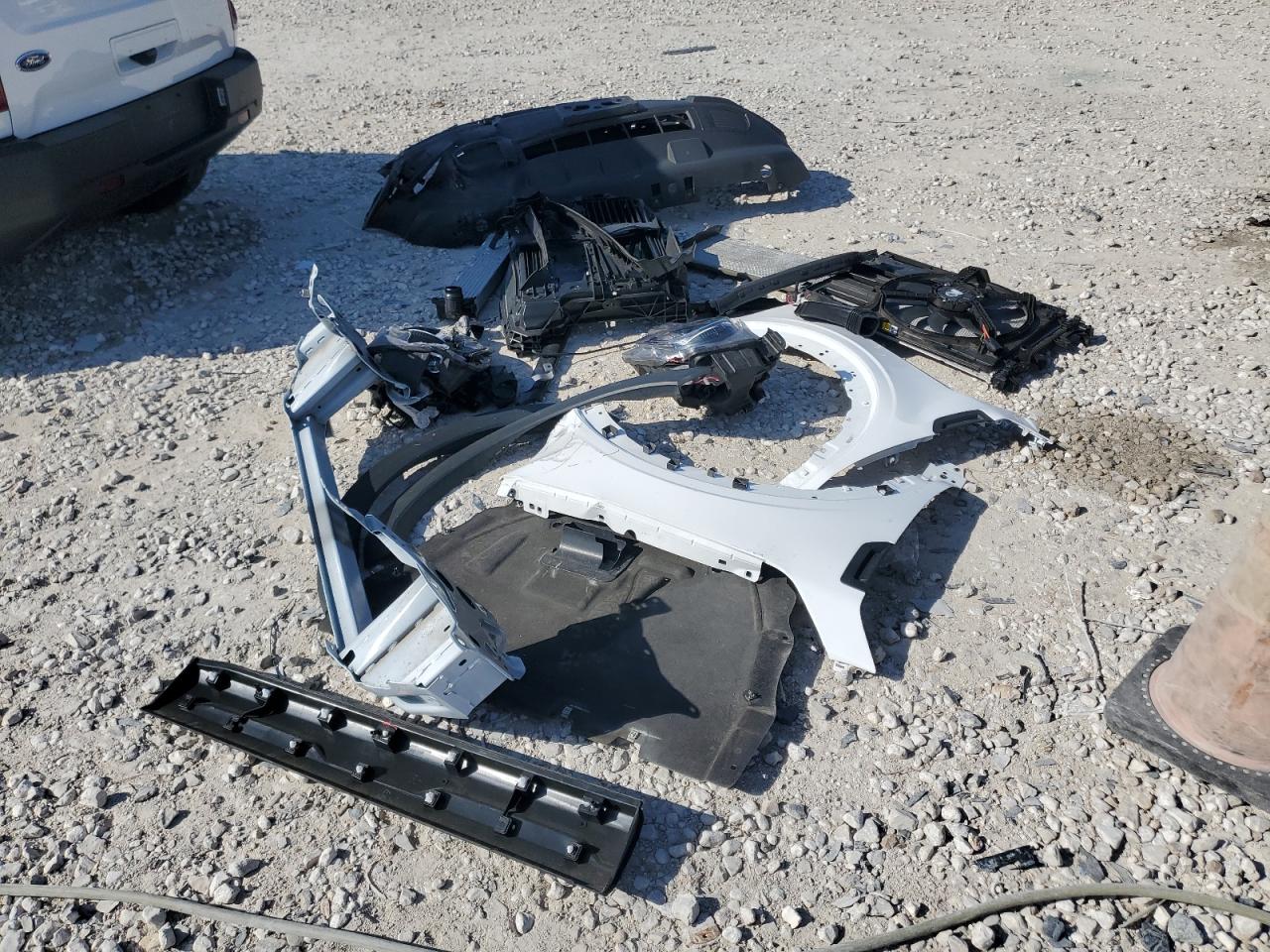 2023 Ford Bronco VIN 3FMCR9B68PRD63404 Copart auction photo, front end / side damage thumbnail 13