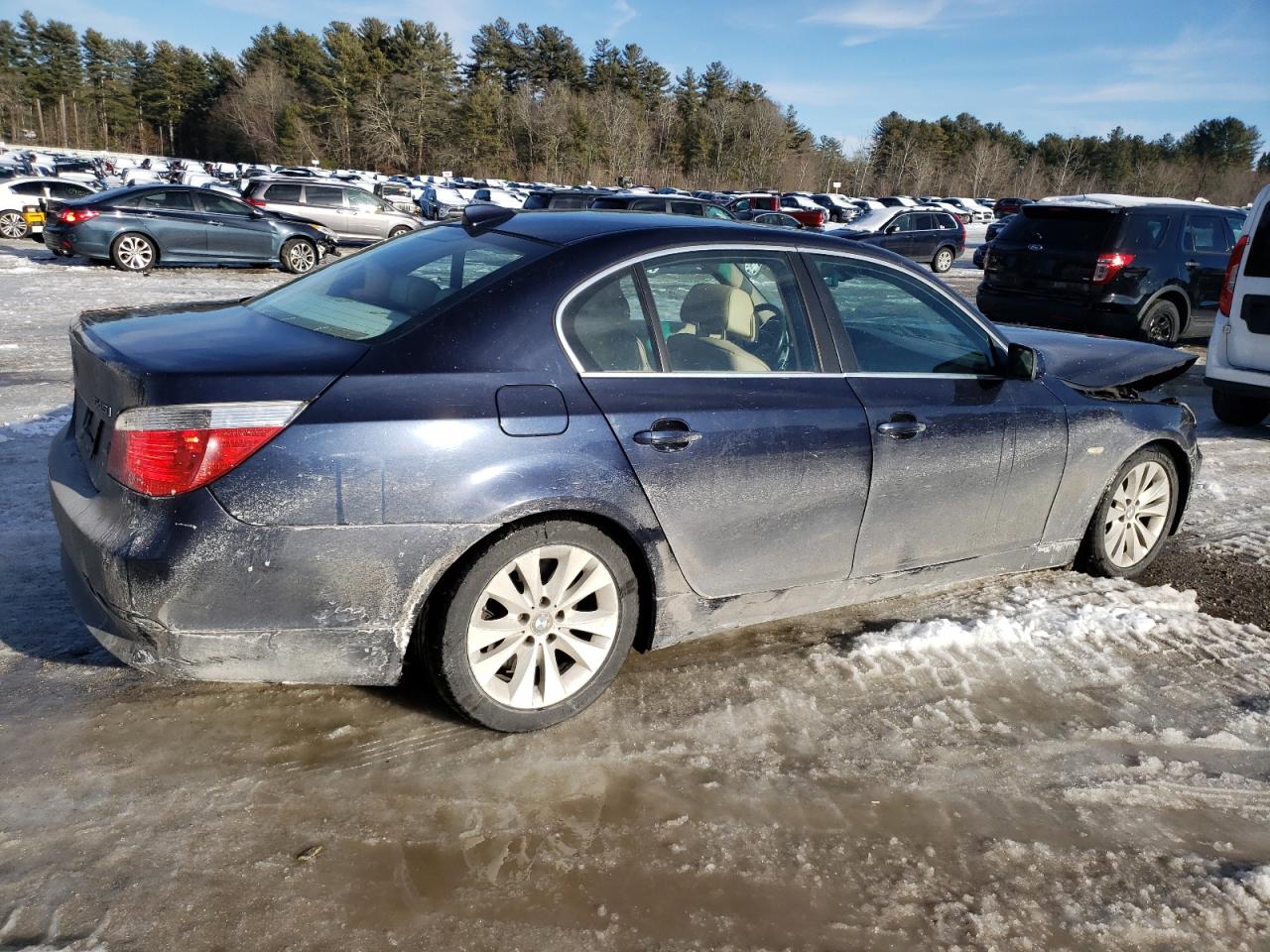 2005 BMW 5er VIN WBANB33515CN64428 Copart auction photo, front end damage thumbnail 3