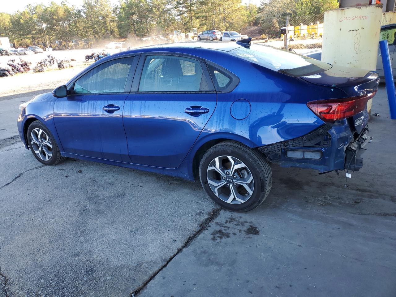 2021 KIA Forte VIN 3KPF24AD9ME288272 Copart auction photo, rear end damage thumbnail 2