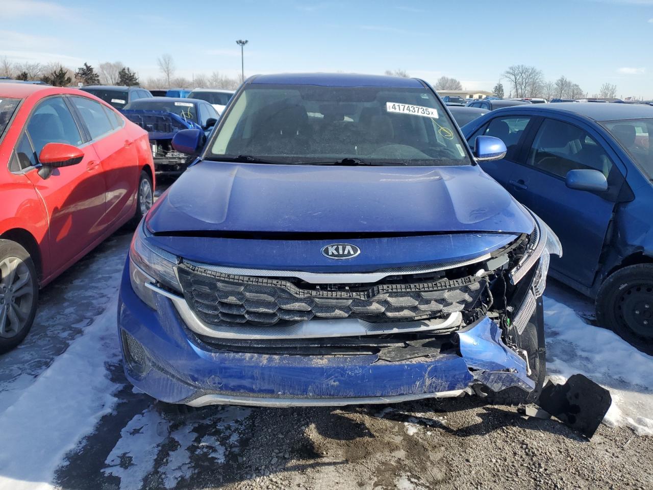 2021 KIA Seltos VIN KNDEPCAA8M7189875 Copart auction photo, rear end / minor dent/scratches damage thumbnail 5