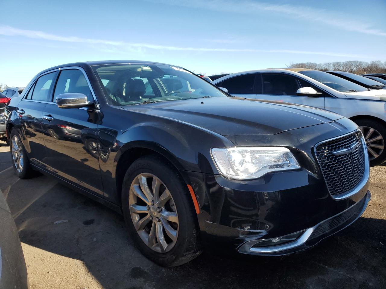 2016 Chrysler 300 VIN 2C3CCAKG0GH253043 Copart auction photo, mechanical / minor dent/scratches damage thumbnail 4