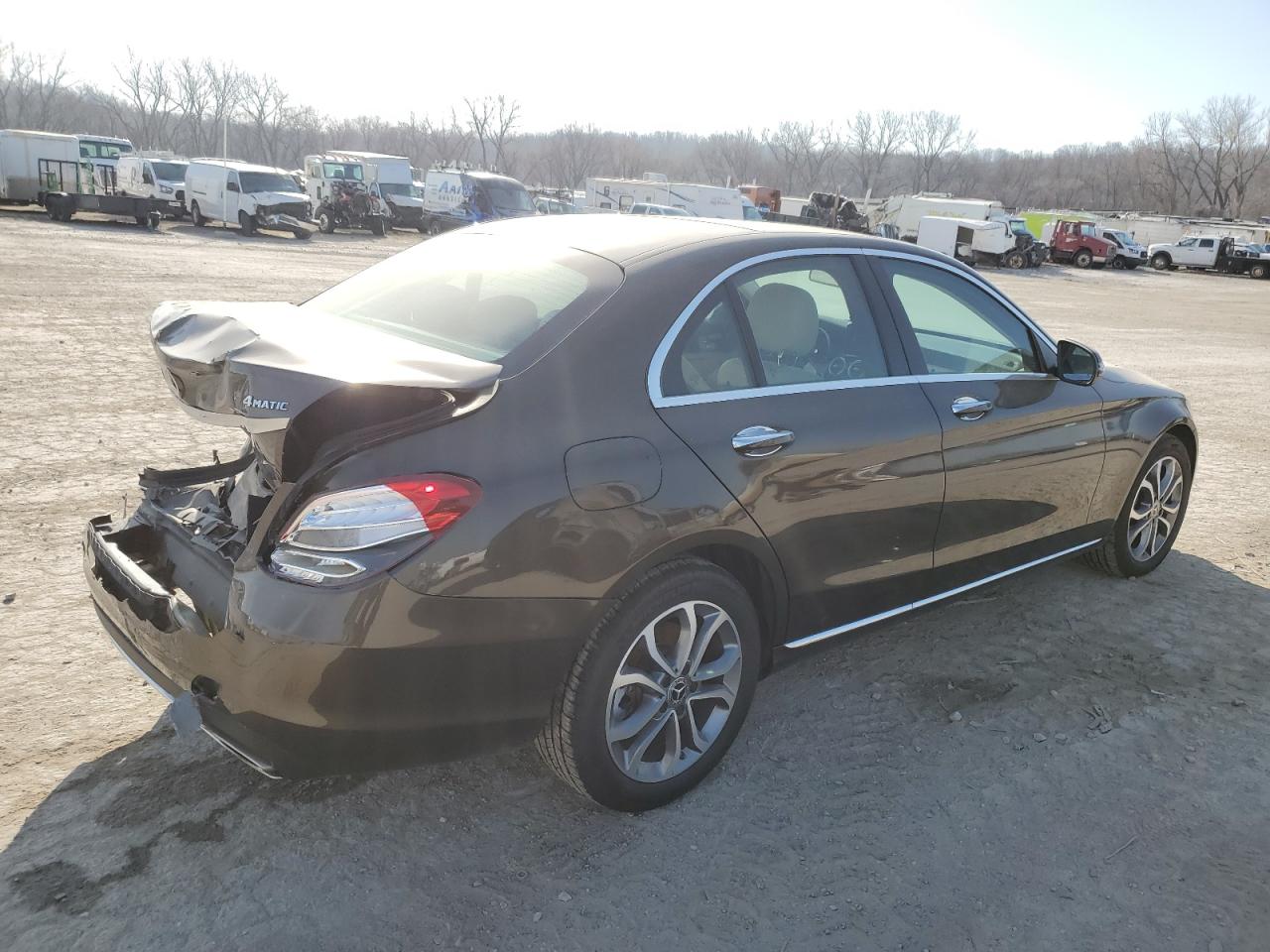 2017 Mercedes-Benz C-klasse VIN 55SWF4KB9HU228024 Copart auction photo, rear end damage thumbnail 3