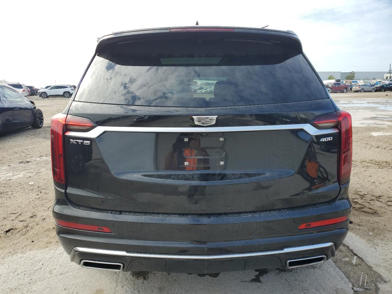 2022 Cadillac XT6 VIN 1GYKPCRS6NZ144644 Copart auction photo, all over damage thumbnail 6