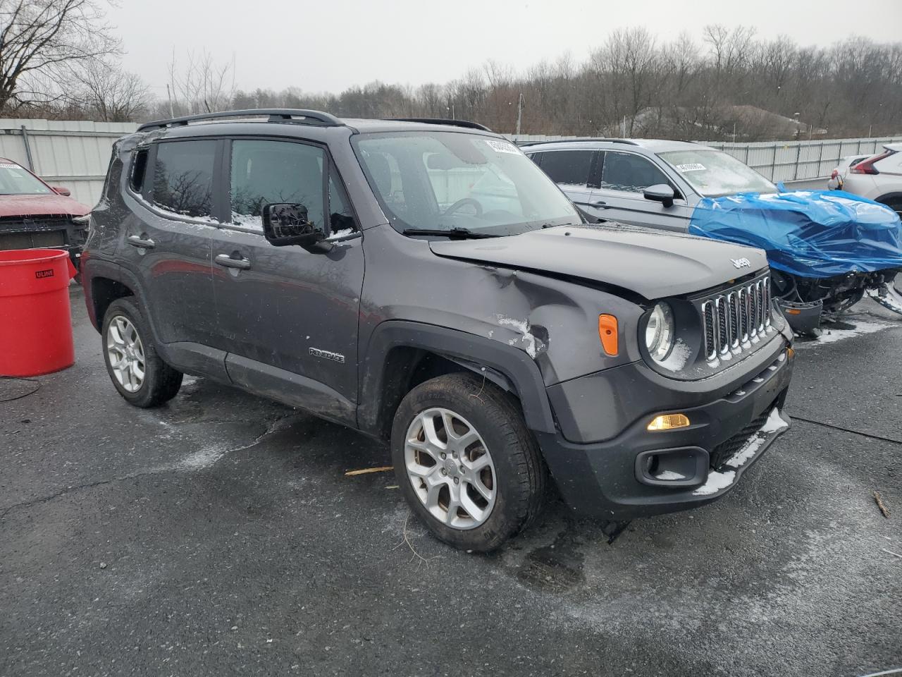 2017 Jeep Renegade VIN ZACCJBBBXHPG11292 Copart auction photo, front end damage thumbnail 4