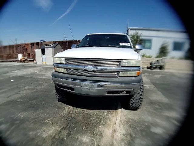 2001 Chevrolet Silverado VIN 2GCEC19TX11103884 Copart auction photo, minor dent/scratches damage thumbnail 11