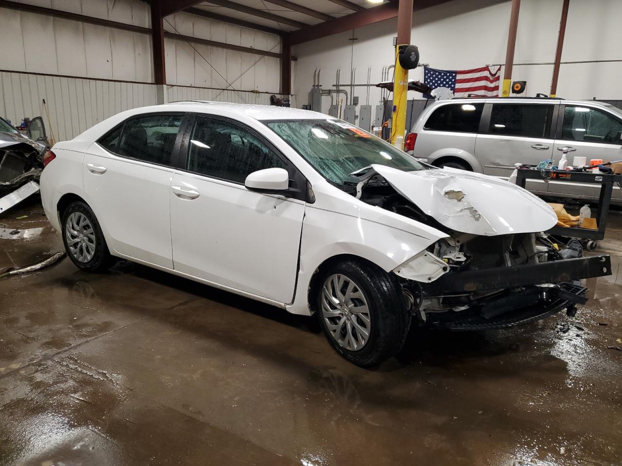 2018 Toyota Corolla VIN 2T1BURHEXJC008292 Copart auction photo, front end / top/roof damage thumbnail 4