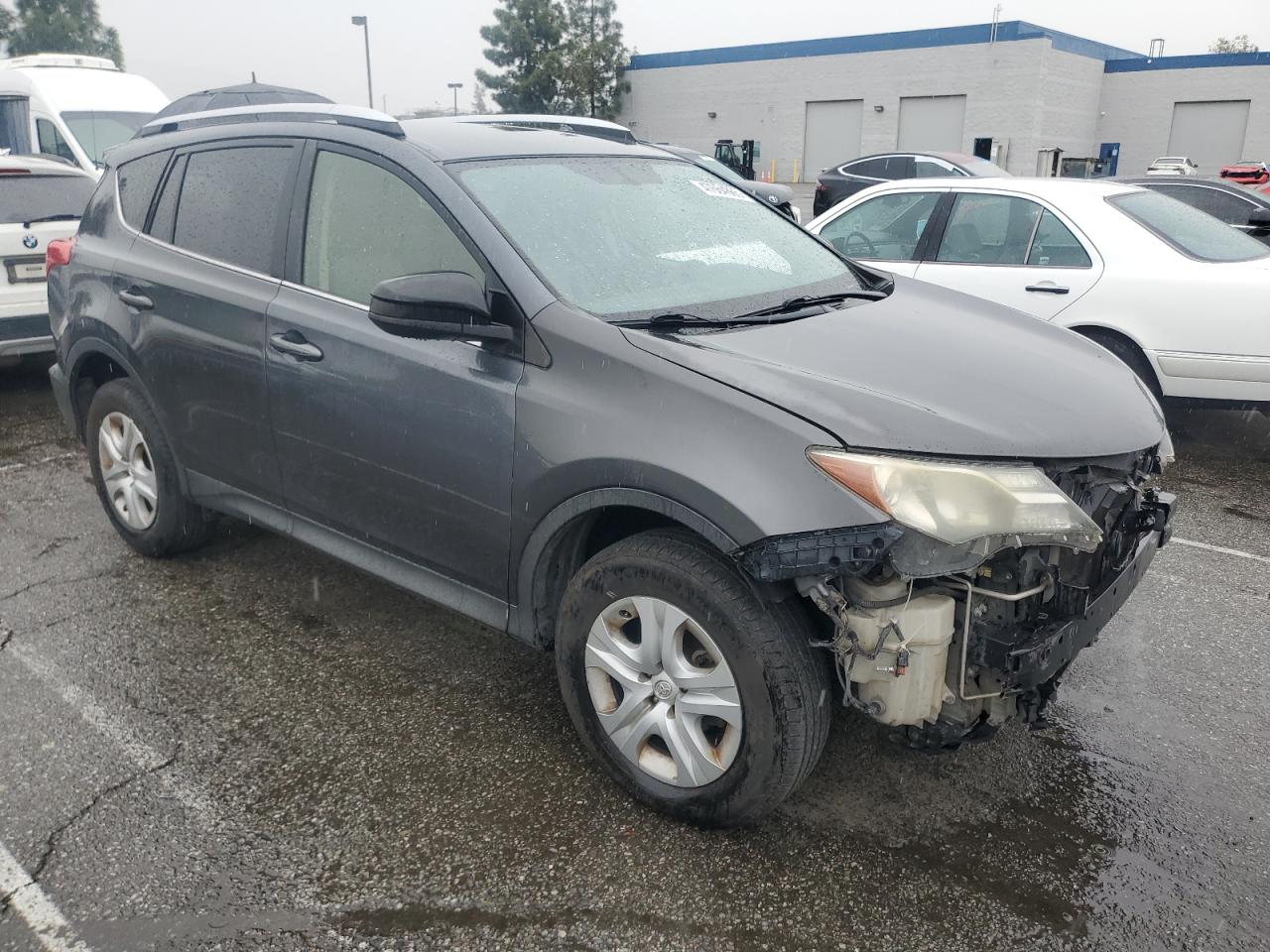 2015 Toyota RAV 4 VIN JTMZFREV4FD052375 Copart auction photo, front end / mechanical damage thumbnail 4