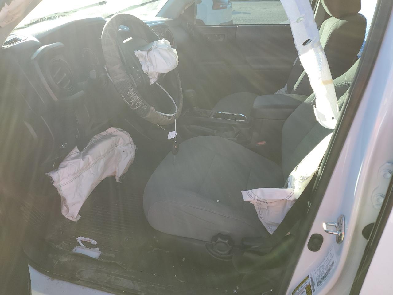 2018 Toyota Tacoma VIN 5TFAX5GN7JX131773 Copart auction photo, front end damage thumbnail 7