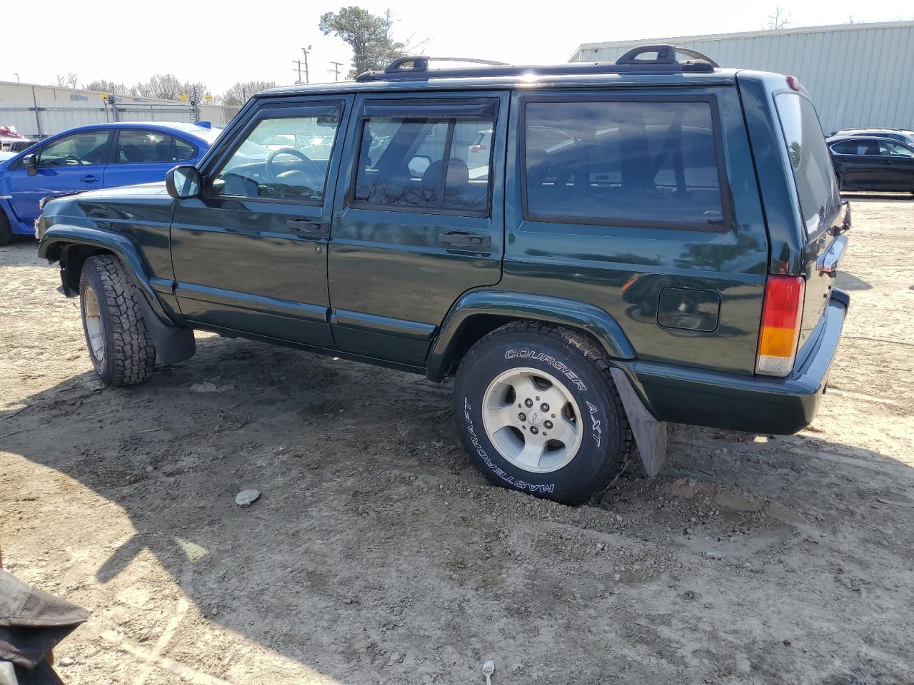 2000 Jeep Grand Cherokee VIN 1J4FF68SXYL135220 Copart auction photo, front end / minor dent/scratches damage thumbnail 2