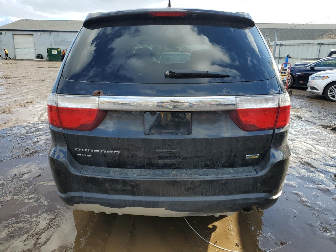 2011 Dodge Durango VIN 1D4RE2GG8BC682380 Copart auction photo, side / minor dent/scratches damage thumbnail 6